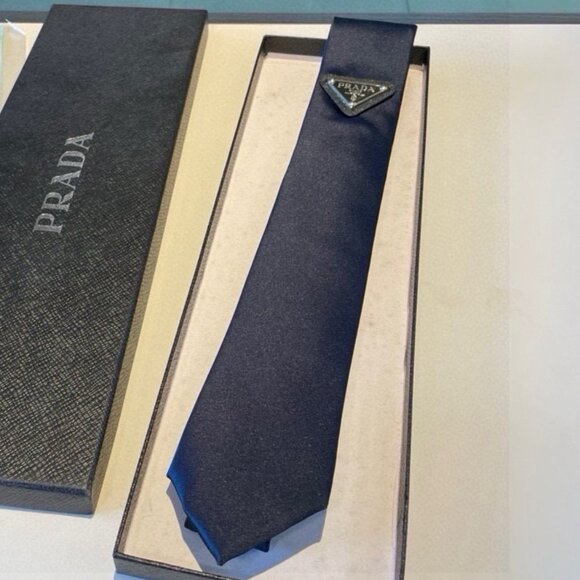 Prada Men's Tie - Picture 1 of 7
